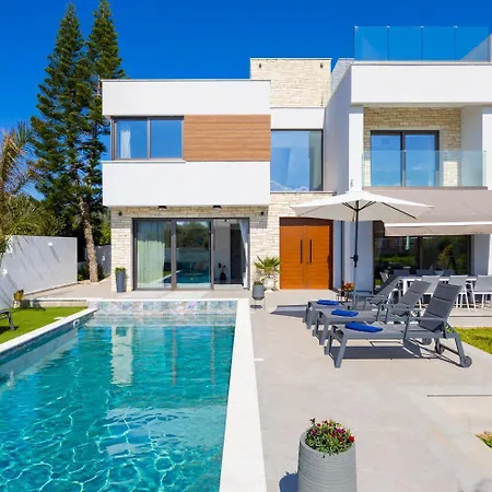 Garden Sunrise&ocean Sunset Villa *